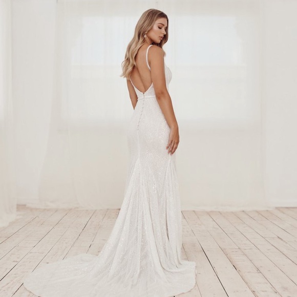 NEVER WORN BRAND NEW Jane Hill River Sequins Pearl Wedding Dress - Picture 3 of 8